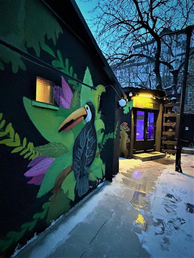 Bern Hostel Chisinau Ngoại thất bức ảnh