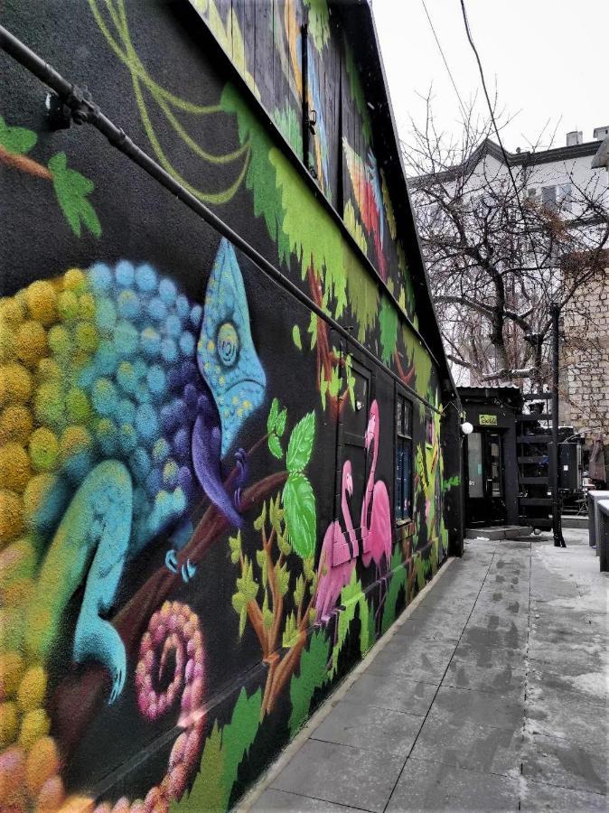 Bern Hostel Chisinau Ngoại thất bức ảnh