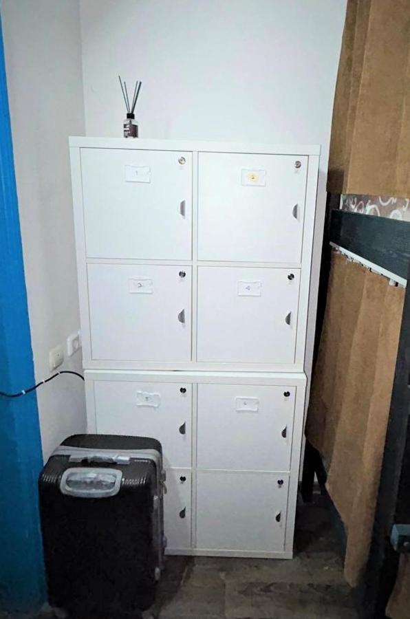 Bern Hostel Chisinau Ngoại thất bức ảnh