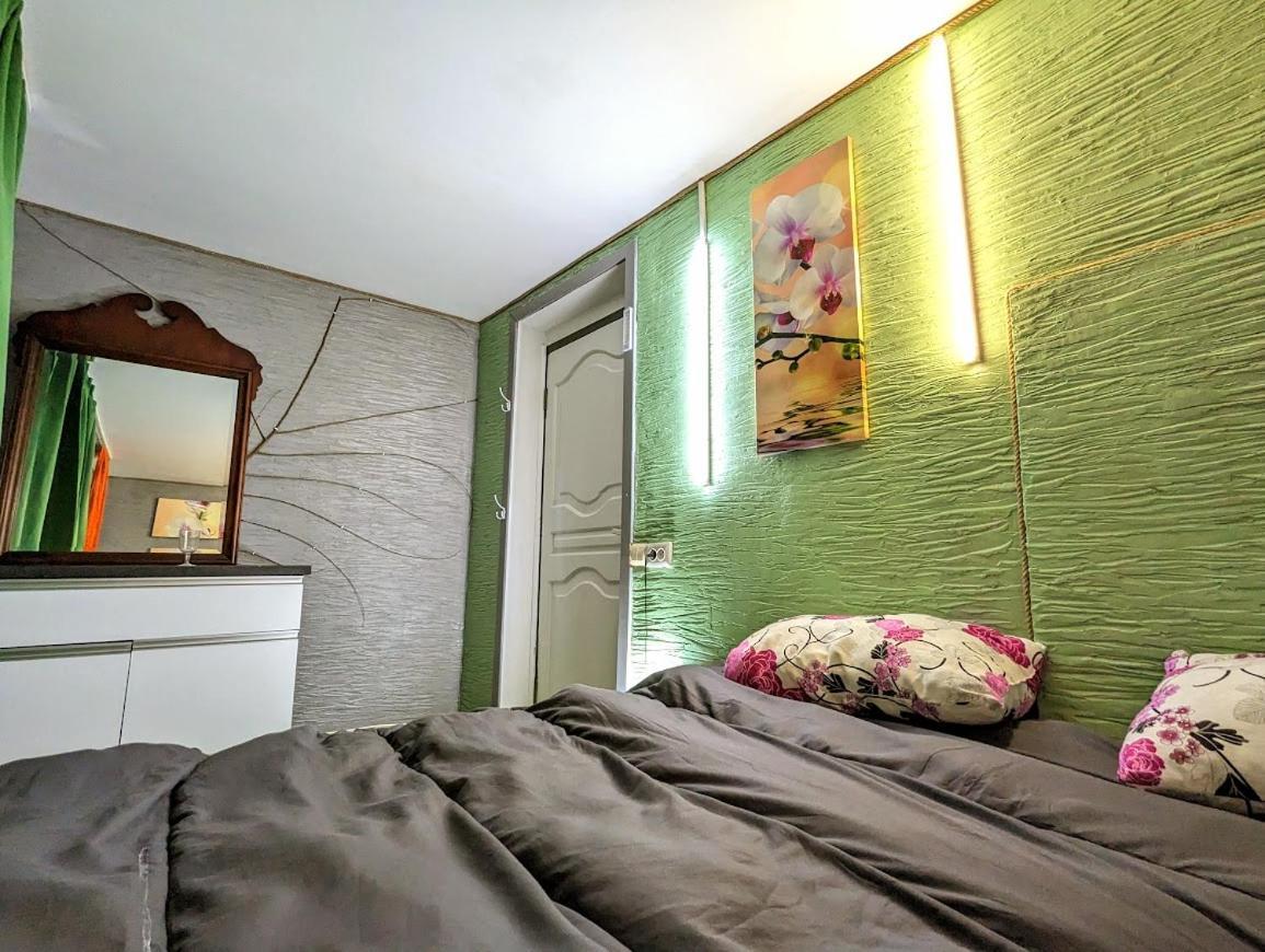Bern Hostel Chisinau Ngoại thất bức ảnh